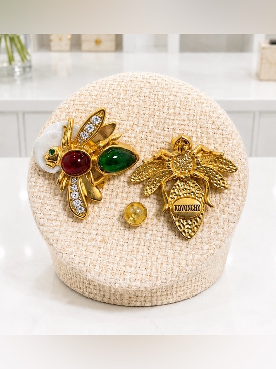Jewelry - Kovonchy Bee/Wasp Style Earrings